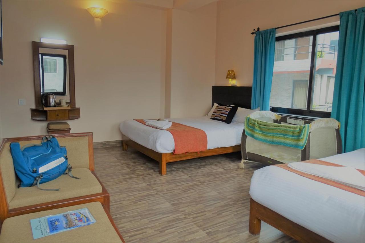 Hotel Karuna Покхара Экстерьер фото